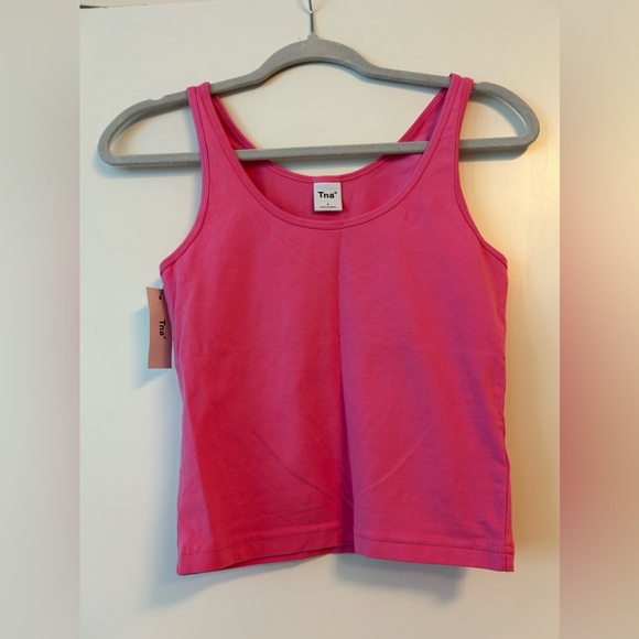 Aritzia Tops - Aritzia TNA Bergman Tank NWT